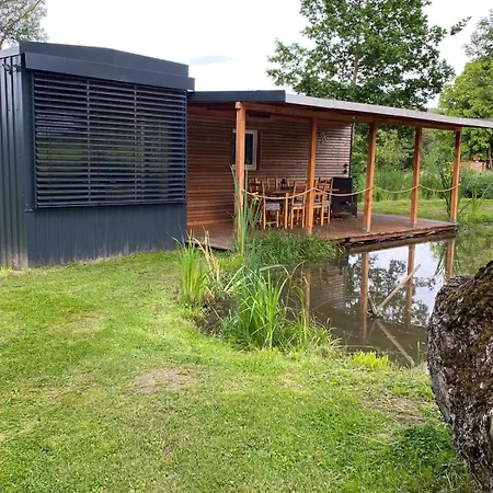 Casa de Férias Tiny House Frantiska *